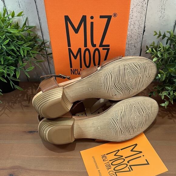 Miz Mooz Leather Cienna Wide Width Heeled Sandals Size 41W - Picture 10 of 10